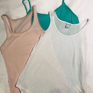 LOT - 3 yoga tops
